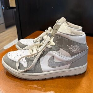 Air Jordan 1 Mid Youth 8.5 YS Wolf Grey Aluminum White